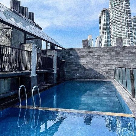 Liberta Hotel Kemang Giacarta Esterno foto