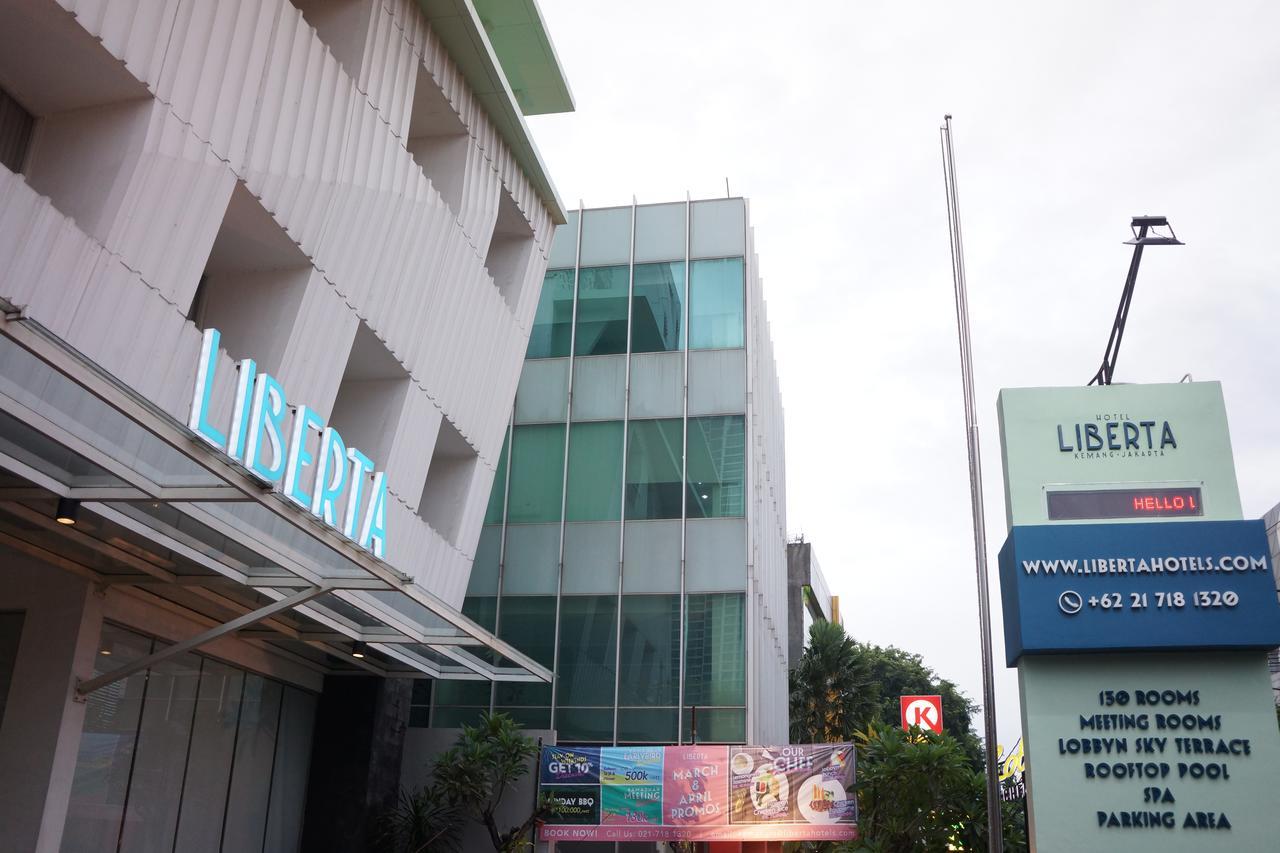 Liberta Hotel Kemang Giacarta Esterno foto
